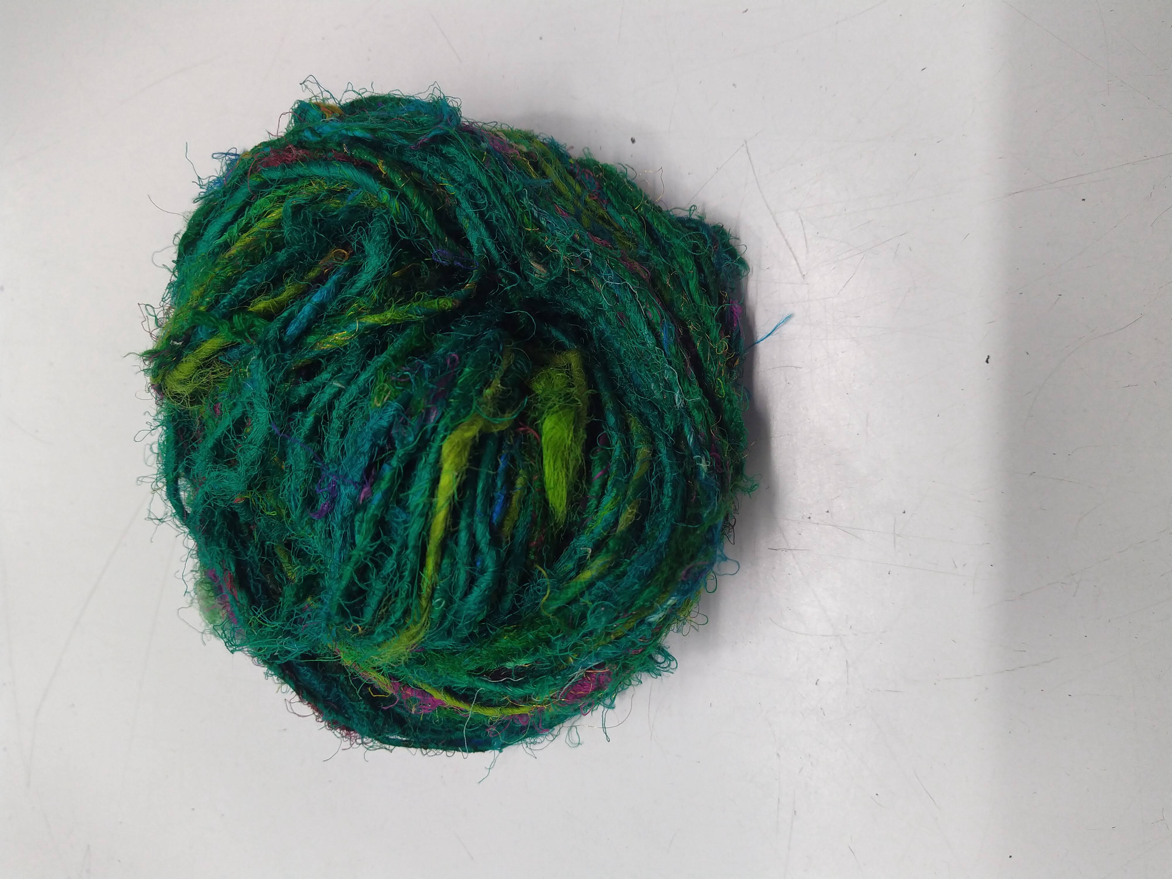 Recycled silk yarn (14)